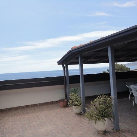Appartamento Sul Mare Acireale Eksteriør billede