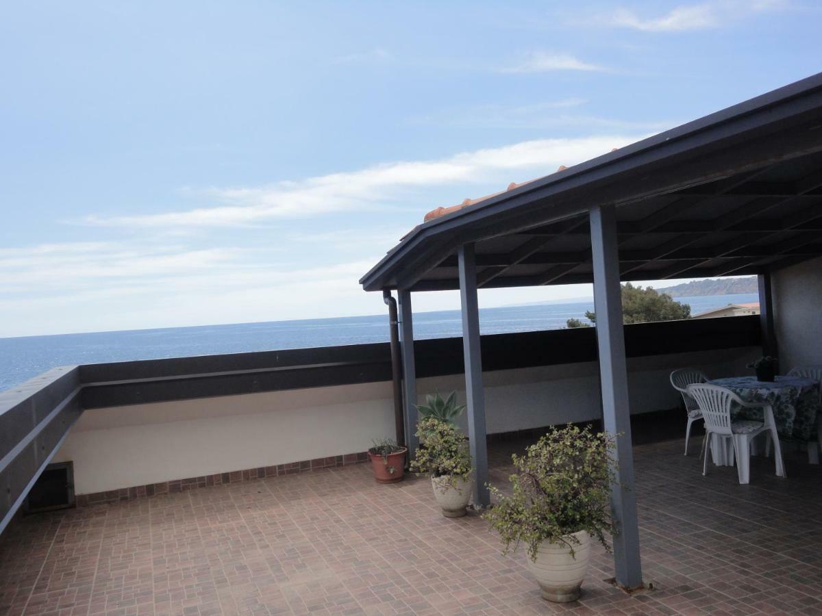 Appartamento Sul Mare Acireale Eksteriør billede